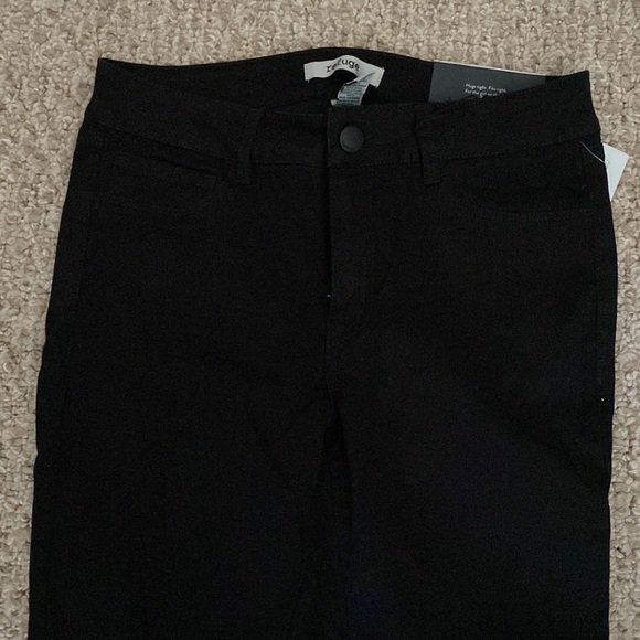 Refuge Skintight Black Jean Legging - Picture 3 of 5